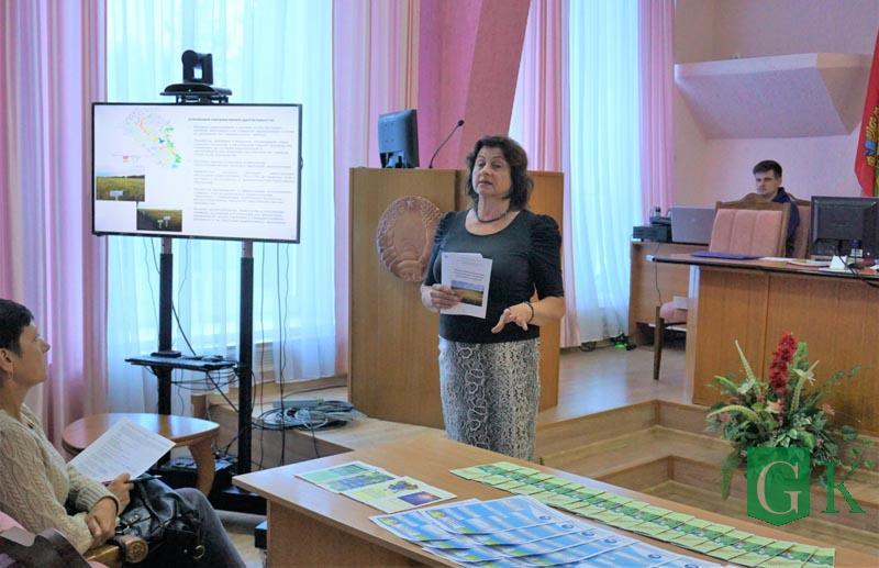 Информационный семинар о защитных мероприятиях в сельхозпроизводстве прошел в Костюковичах