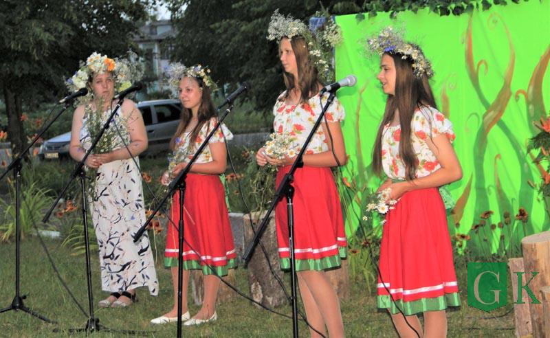 Купальские песни раздавались весь вечер 6 июля в агрогородке Новые Самотевичи