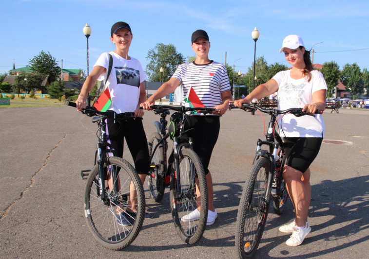 Семейный велопробег состоялся в Костюковичах 3 июля