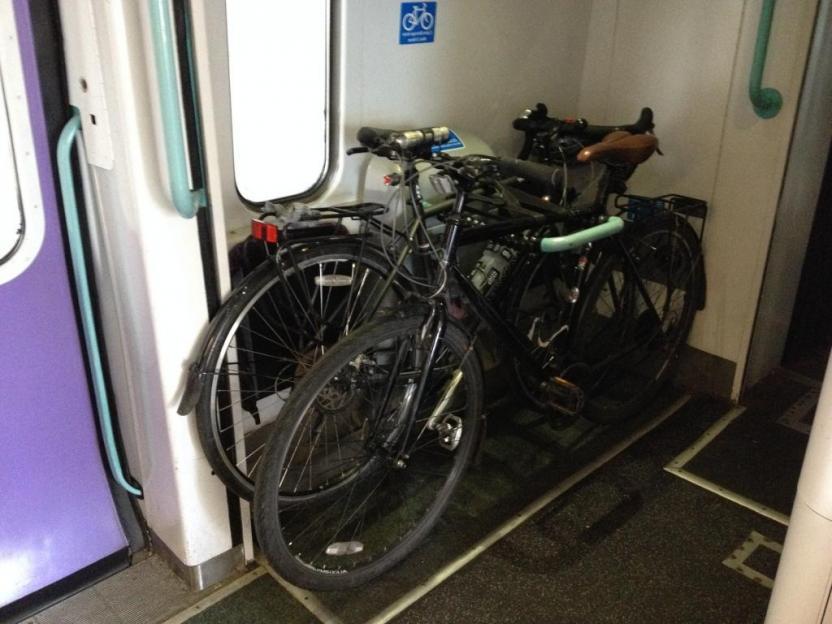Места для велосипедов оборудуют во всех пригородных поездах экономкласса