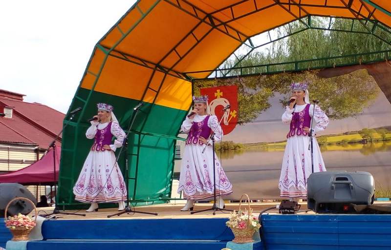 Костюковичские культработники приняли участие в XI региональном фестивале народного творчества, промыслов и ремесел «Дрибинские торжки»