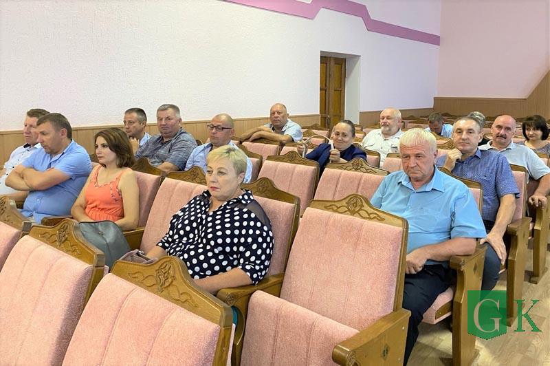 Внеочередная тридцать седьмая сессия Костюковичского районного Совета депутатов двадцать восьмого созыва прошла в зале заседаний райисполкома