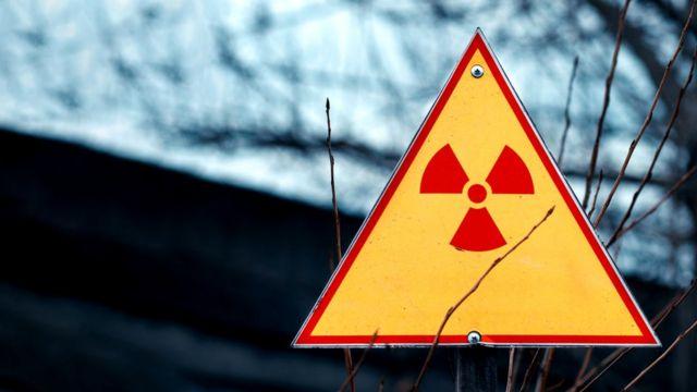 В Костюковичском районе произведено обновление и установка предупреждающих знаков радиационной опасности