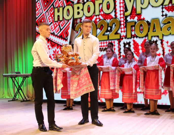 Достойный праздник на родной земле. На Костюковщине прошли «Дожинки-2022»