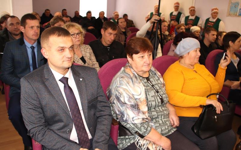 Труженики сельского хозяйства Костюковщины принимали заслуженные награды накануне праздника