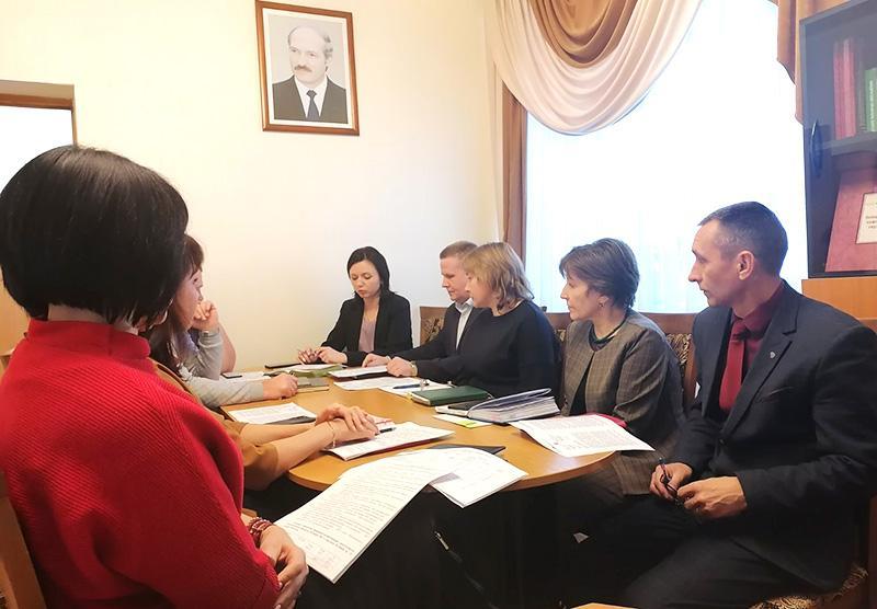 Внеочередное заседание президиума районного Совета депутатов состоялось в Костюковичах