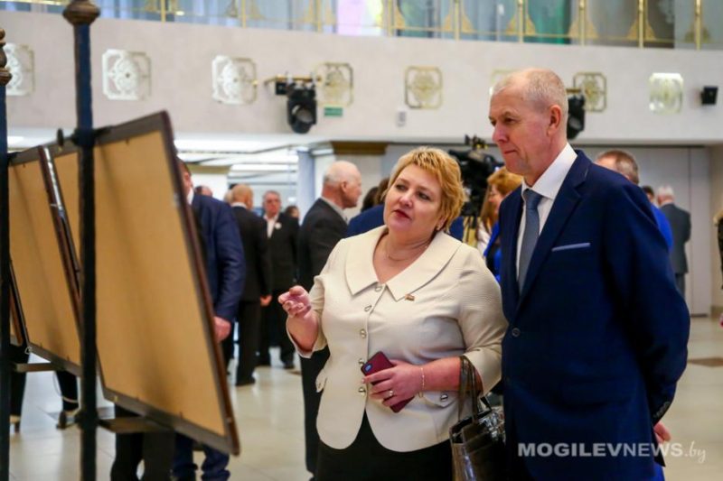 Делегация Костюковичского района принимает участие в торжественном мероприятии, приуроченном к 85-летию со дня образования Могилевской области Делегация Костюковичского района принимает участие в торжественном мероприятии, приуроченном к 85-летию со дня образования Могилевской области