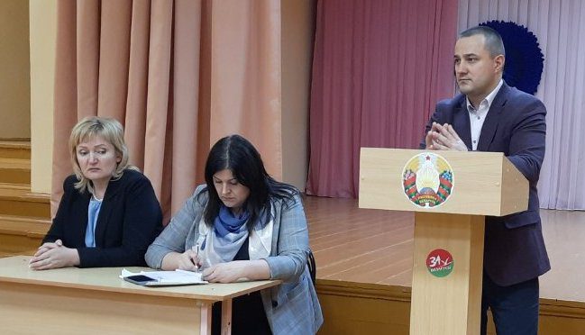 Руководство Костюковичского района провело встречу с молодыми педагогами