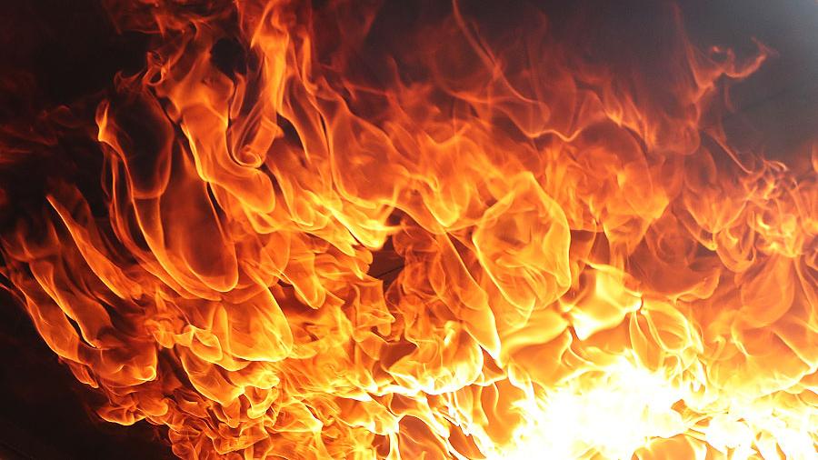 В Костюковичах горел жилой дом: спасены два человека