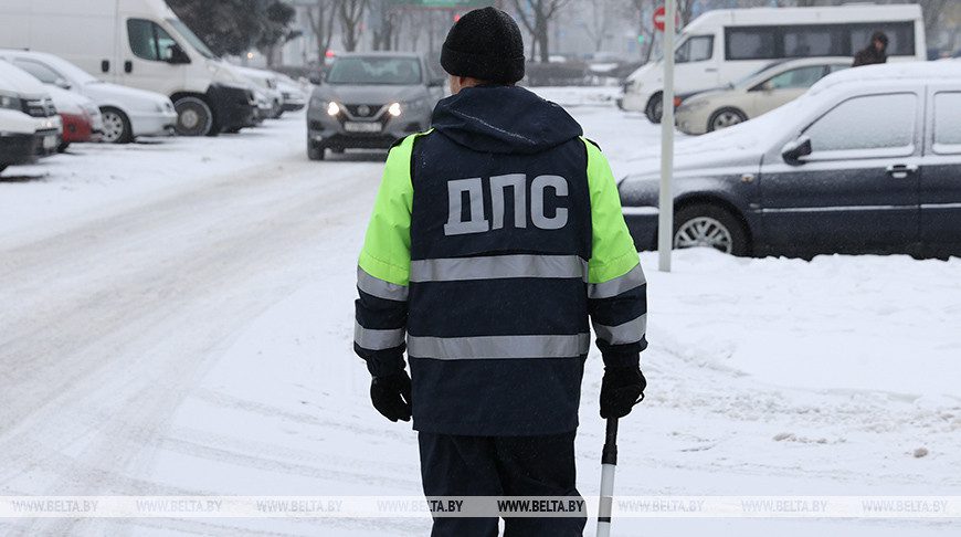 На дорогах Могилевской области за выходные зафиксировано почти 940 нарушений ПДД