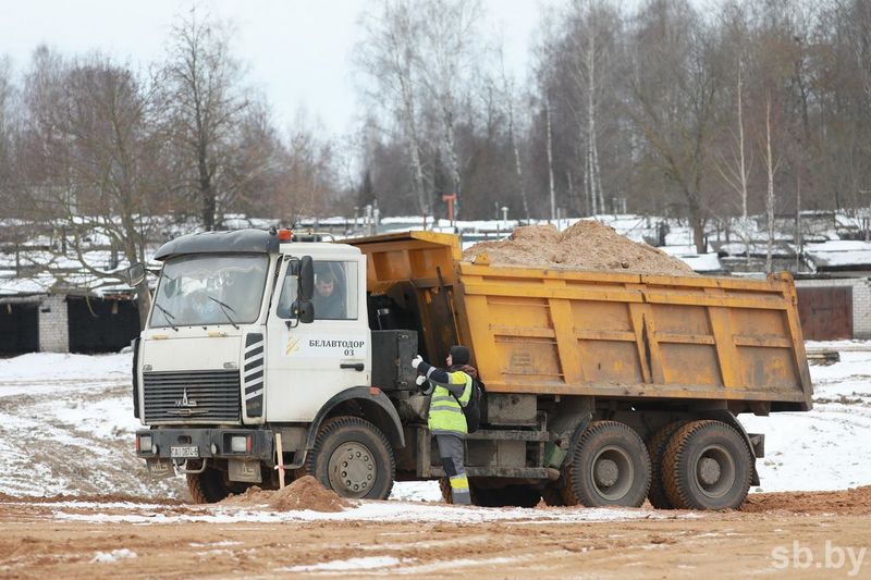 В Могилевской области основные инвестиции в 2023 году направляют на строительство и реконструкцию дорог