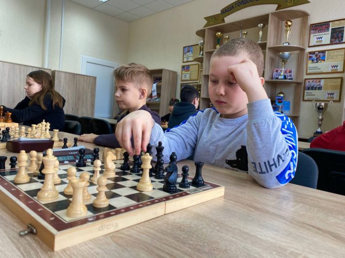 Шах и мат! Школьники Костюковичского района сыграли в шахматы
