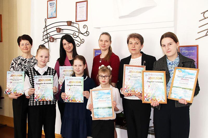 Учащиеся Костюковичской детской школы искусств вновь стали победителями республиканских конкурсов