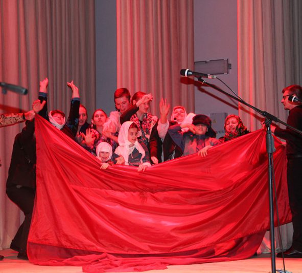 Театрализованное представление «Крик Хатыни» прошло на сцене Центра культуры