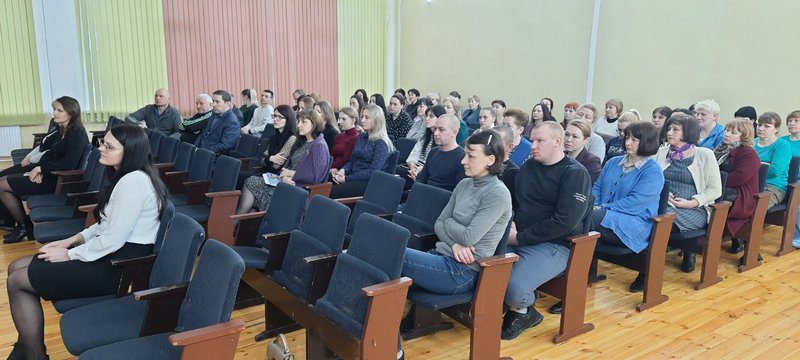 На Костюковщине проходит очередной день информирования населения