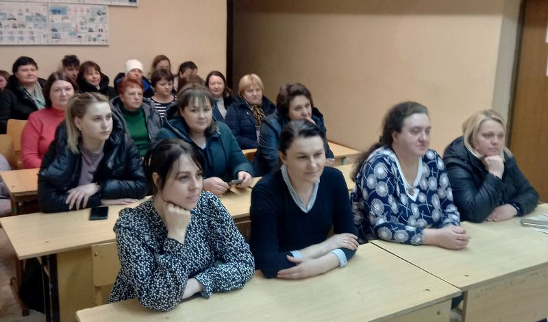 В формате живого диалога обсуждают в Костюковичах проект программы создаваемой политической партии «Белая Русь»