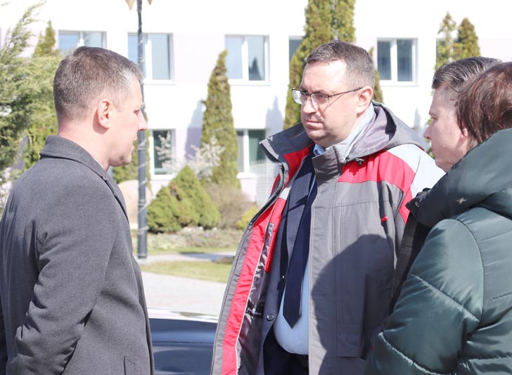 Министр архитектуры и строительства Руслан Пархамович с рабочим визитом прибыл в Костюковичи