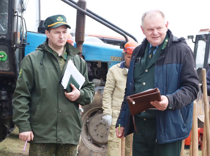 Работники лесничеств Костюковичского лесхоза продемонстрировали боевую готовность к пожароопасному периоду