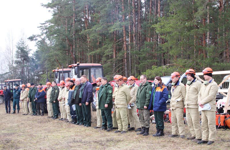 Работники лесничеств Костюковичского лесхоза продемонстрировали боевую готовность к пожароопасному периоду