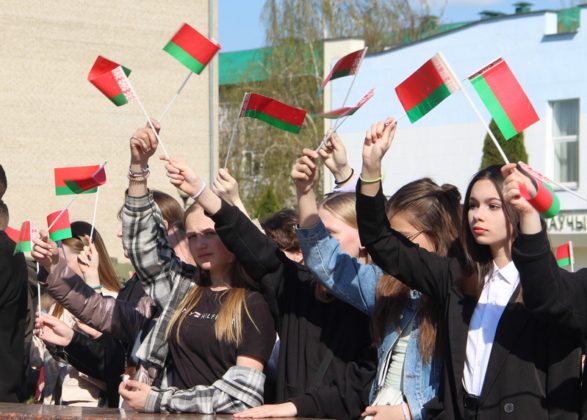 Торжественный ритуал принесения Клятвы новобранцами военно-патриотического клуба «Зубр» состоялся в Костюковичах