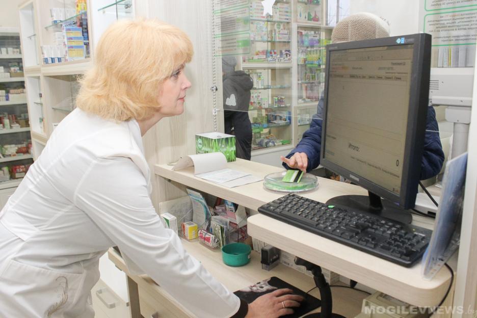 Правила отпуска из аптек лекарственных препаратов по рецептам врачей изменяются с 1 июня