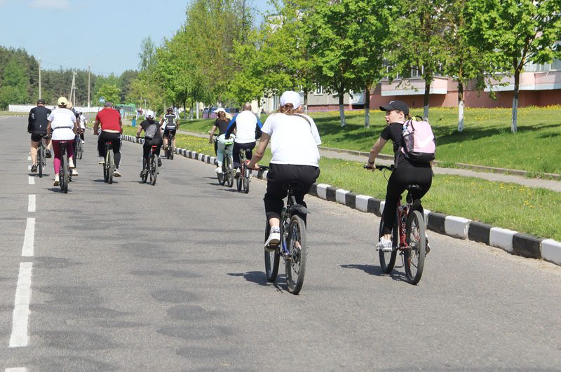 Костюковчане присоединились к акции «Веломай», посвященной Дню Государственного флага, Государственного герба и Государственного гимна Республики Беларусь