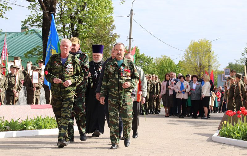 Торжественный митинг, посвященный 78-й годовщине Великой Победы, прошел в Костюковичах