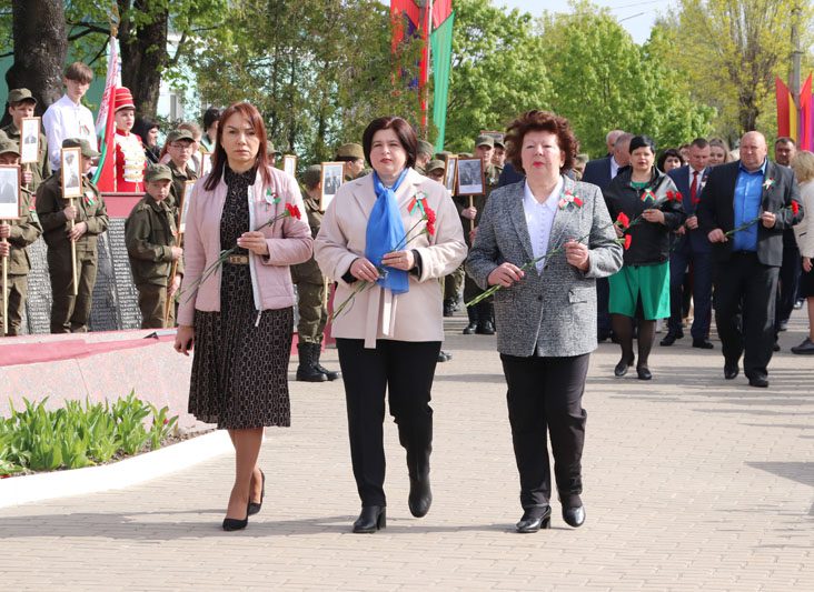 Торжественный митинг, посвященный 78-й годовщине Великой Победы, прошел в Костюковичах