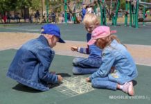 На 1000 мальчиков приходится 957 девочек в Могилевской области