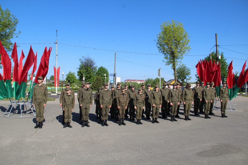 Молодежь Костюковщины чтит государственные символы Республики Беларусь