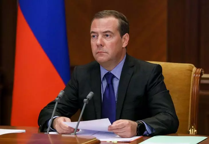 «Не должно быть никакой Польши». Медведев отреагировал на переименование польскими властями Калининграда