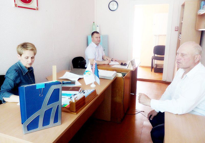 Во время профсоюзного приема за разъяснением по правовому вопросу обратился один гражданин Костюковщины