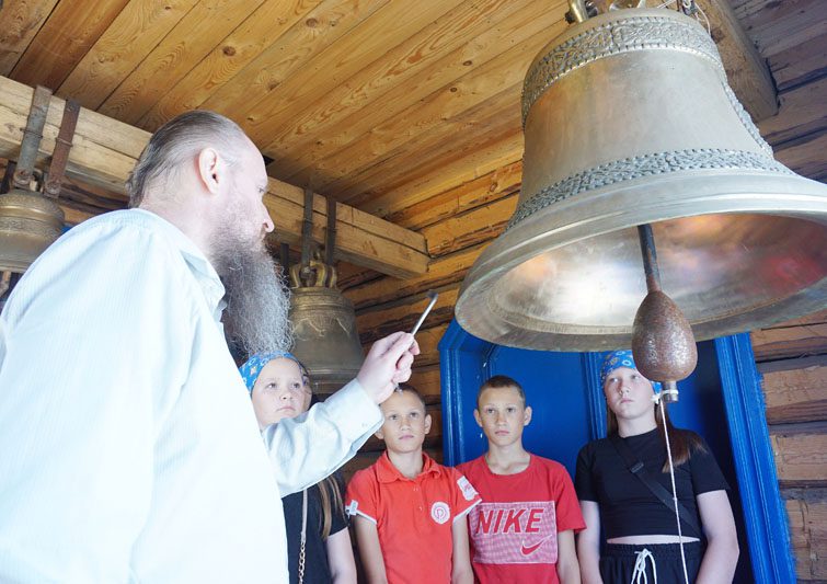 Школьники побывали на экскурсии в Свято-Мариемагдалинском храме