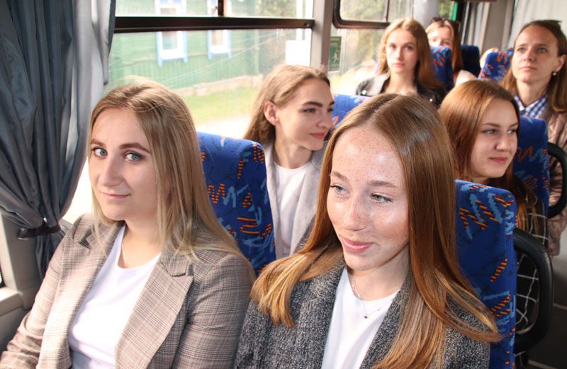 Встреча председателя райисполкома Александры Михеенко с молодыми специалистами и молодежью Костюковщины