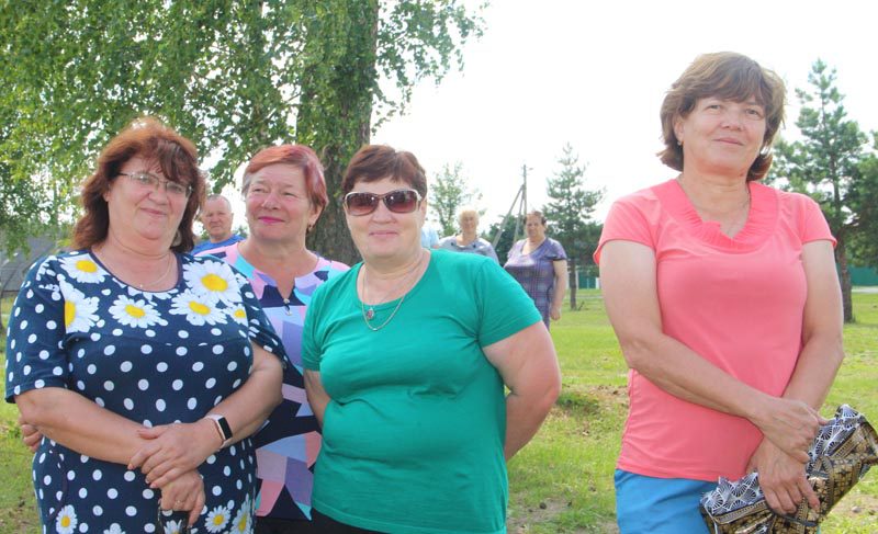 В Белынковичах торжественно открыли отреставрированный мемориал "Алеша"