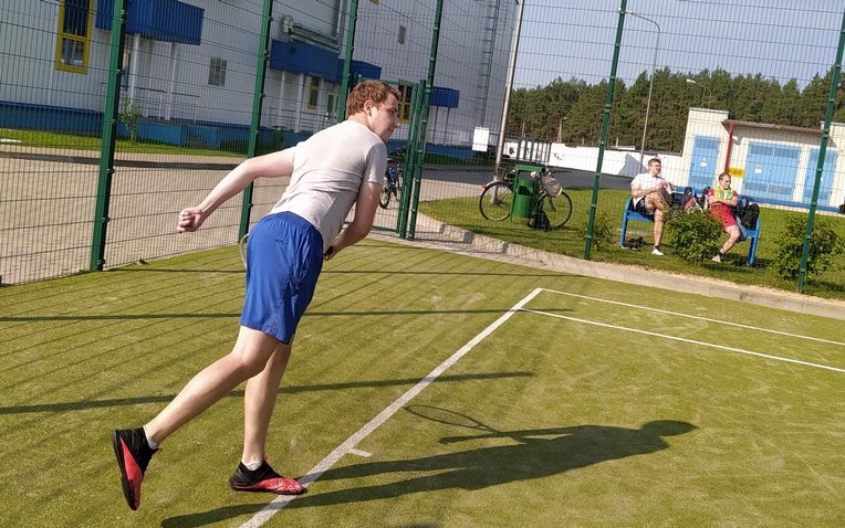 В Костюковичах определили победителей по теннису среди любителей