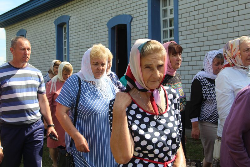 В филиале № 1 «Цемагро» чествовали тракториста-тысячника, перевезшего от комбайнов первую тысячу зерна