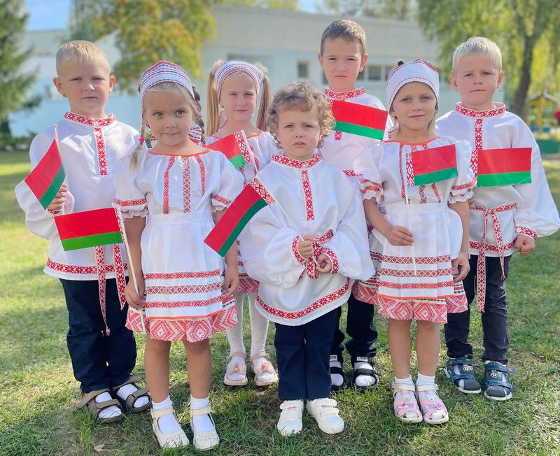 Костюковчане отмечают государственный праздник – День народного единства