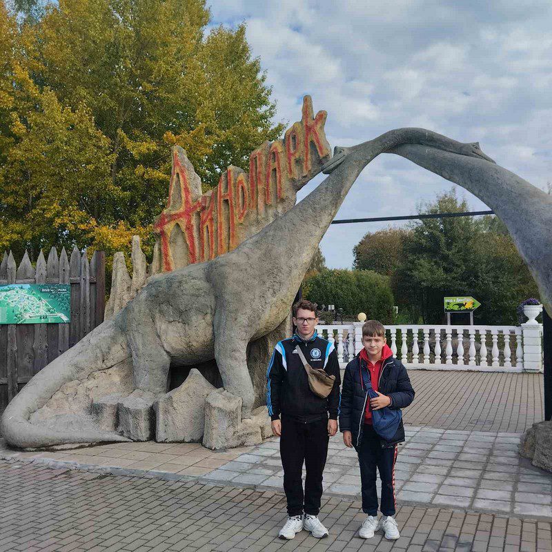 В рамках акции «Неделя родительской любви» профсоюзный комитет УЗ «Костюковичская ЦРБ» организовал туристическую поездку в город Минск