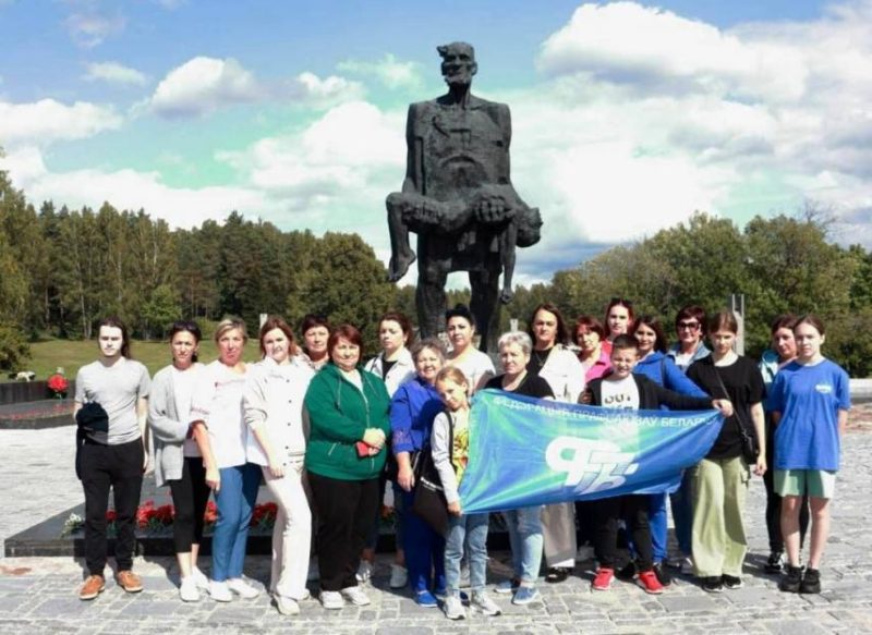 Коллектив Костюковичского жилкоммунхоза присоединился к патриотической акции «Дело каждого»