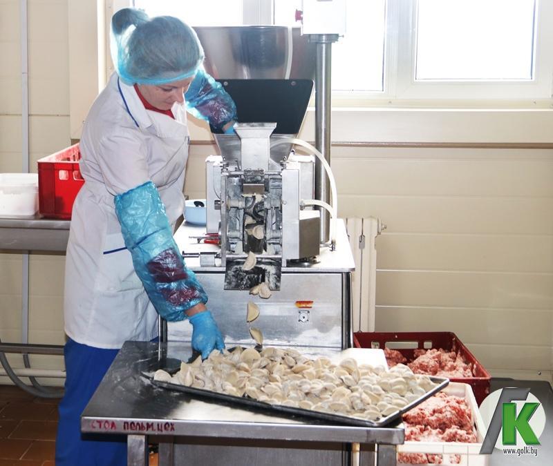 «Цемагро» в Костюковичском районе ежемесячно перерабатывает около 40 тонн свинины и 12 тонн мяса КРС