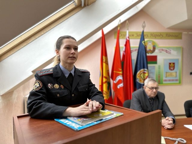 Курсанты военно-патриотического клуба «Зубр» продолжают субботние занятия в РОВД