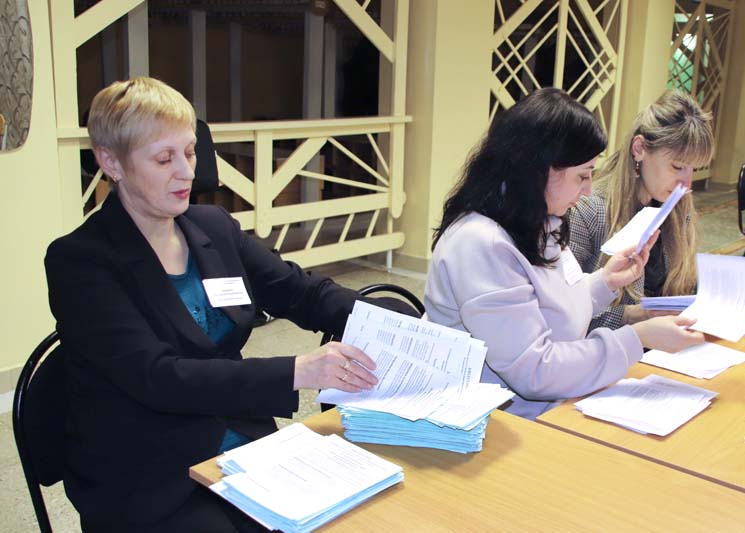 В Костюковичах закрылись участки для голосования – начался подсчёт голосов