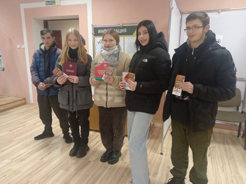 Учащиеся Костюковичского колледжа впервые приняли участие в выборах