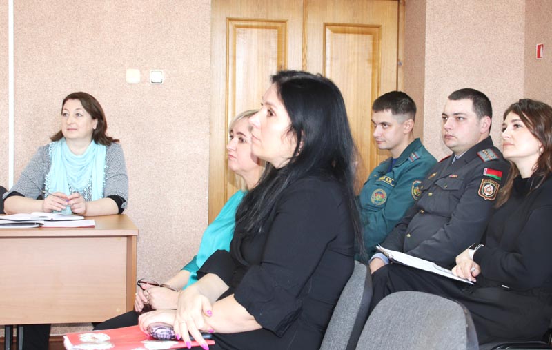 Заседание районного межведомственного совета по правам инвалидов состоялось в Костюковичах: какие вопросы попали в повестку дня