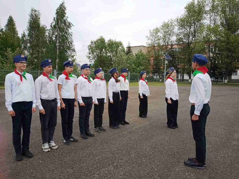 Команда средней школы №4 - победитель "Зарницы"