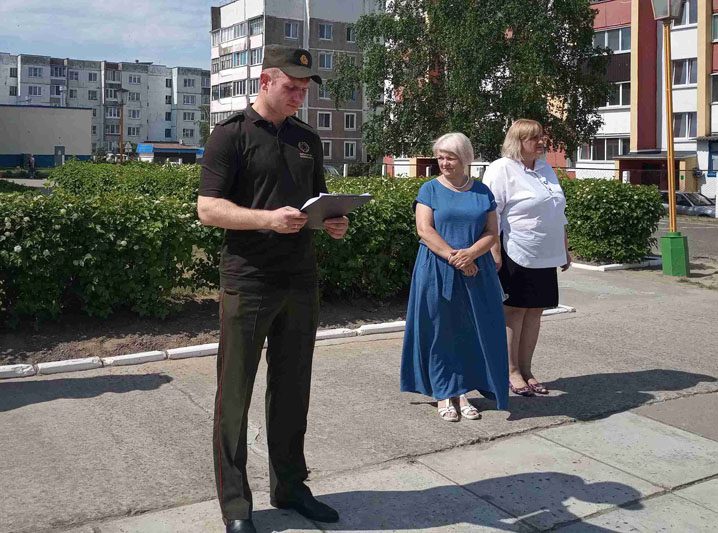 Военно-спортивная игра "Мы - будущие защитники!" прошла в средней школе №4