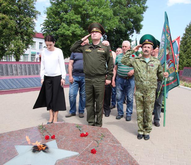 Торжественый митинг в честь Дня пограничника прошел в Костюковичах