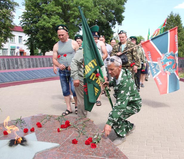 Торжественый митинг в честь Дня пограничника прошел в Костюковичах