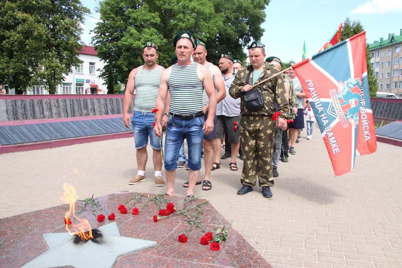 Торжественый митинг в честь Дня пограничника прошел в Костюковичах